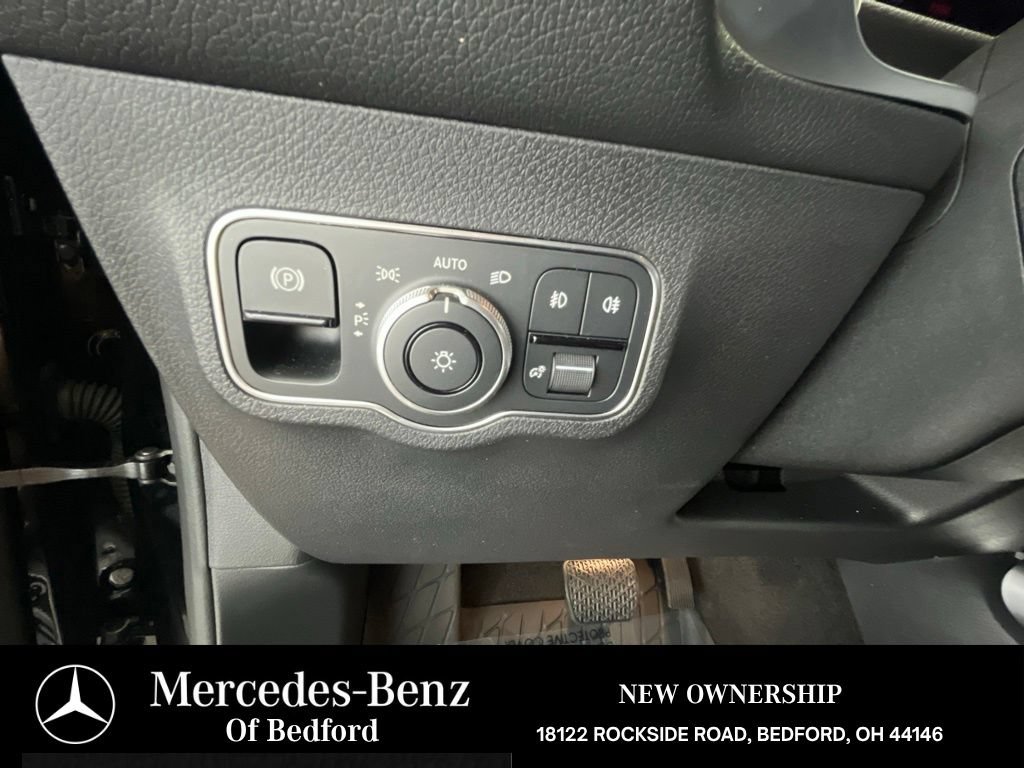 Used 2026 Mercedes-Benz GLB 250 4MATIC image 25
