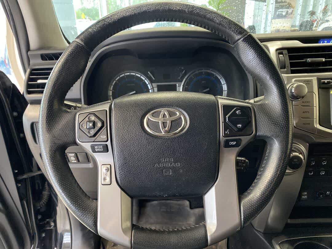 Used 2017 Toyota 4Runner Limited AWD/4WD image 17