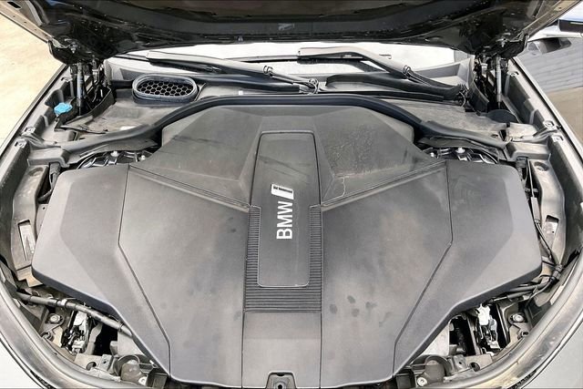 Used 2023 BMW i7 xDrive60 image 9