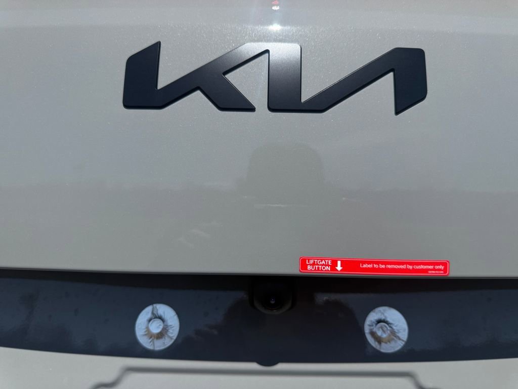 New 2026 Kia Carnival SX image 17