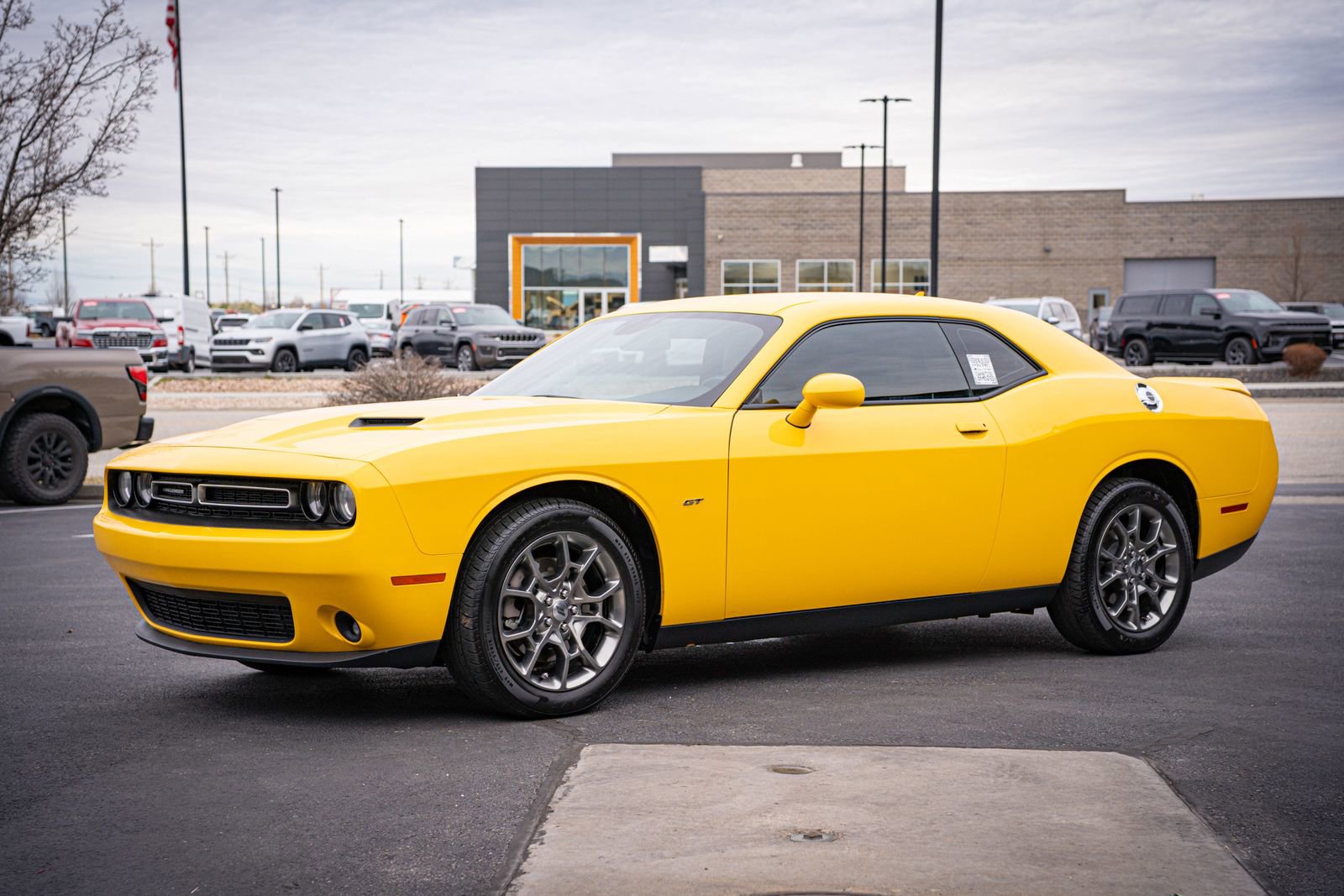 Used 2017 Dodge Challenger GT w/ Driver Convenience Group image 10