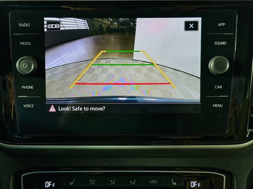 Used 2022 Volkswagen Atlas Cross Sport SE FWD image 14