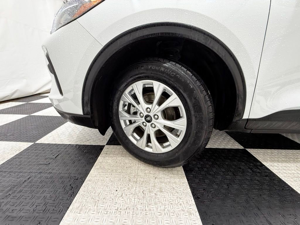 Used 2024 Ford Escape Active image 11