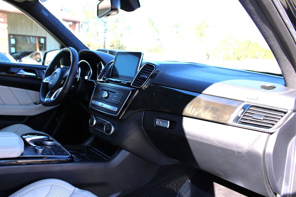 Used 2016 Mercedes-Benz GLE 63 AMG S image 20