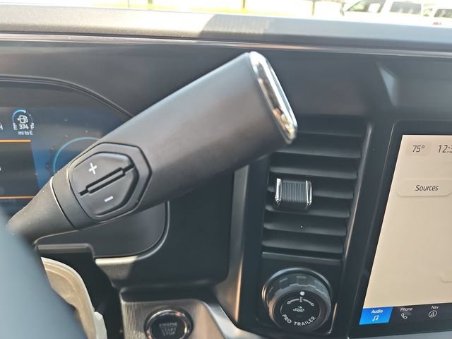 Used 2025 Ford F250 Platinum w/ FX4 Off-Road Package AWD/4WD image 15