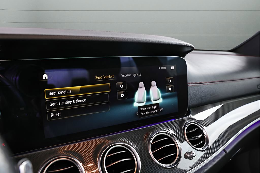 Used 2021 Mercedes-Benz E 53 AMG 4MATIC Sedan image 31