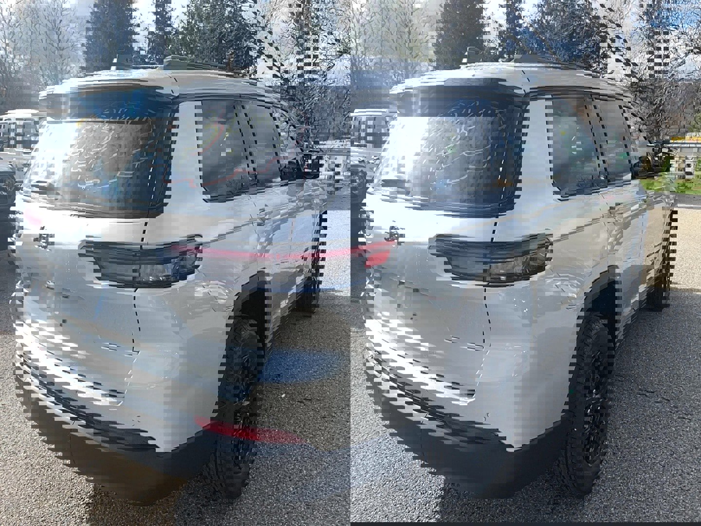 New 2025 Jeep Grand Cherokee L Altitude image 8