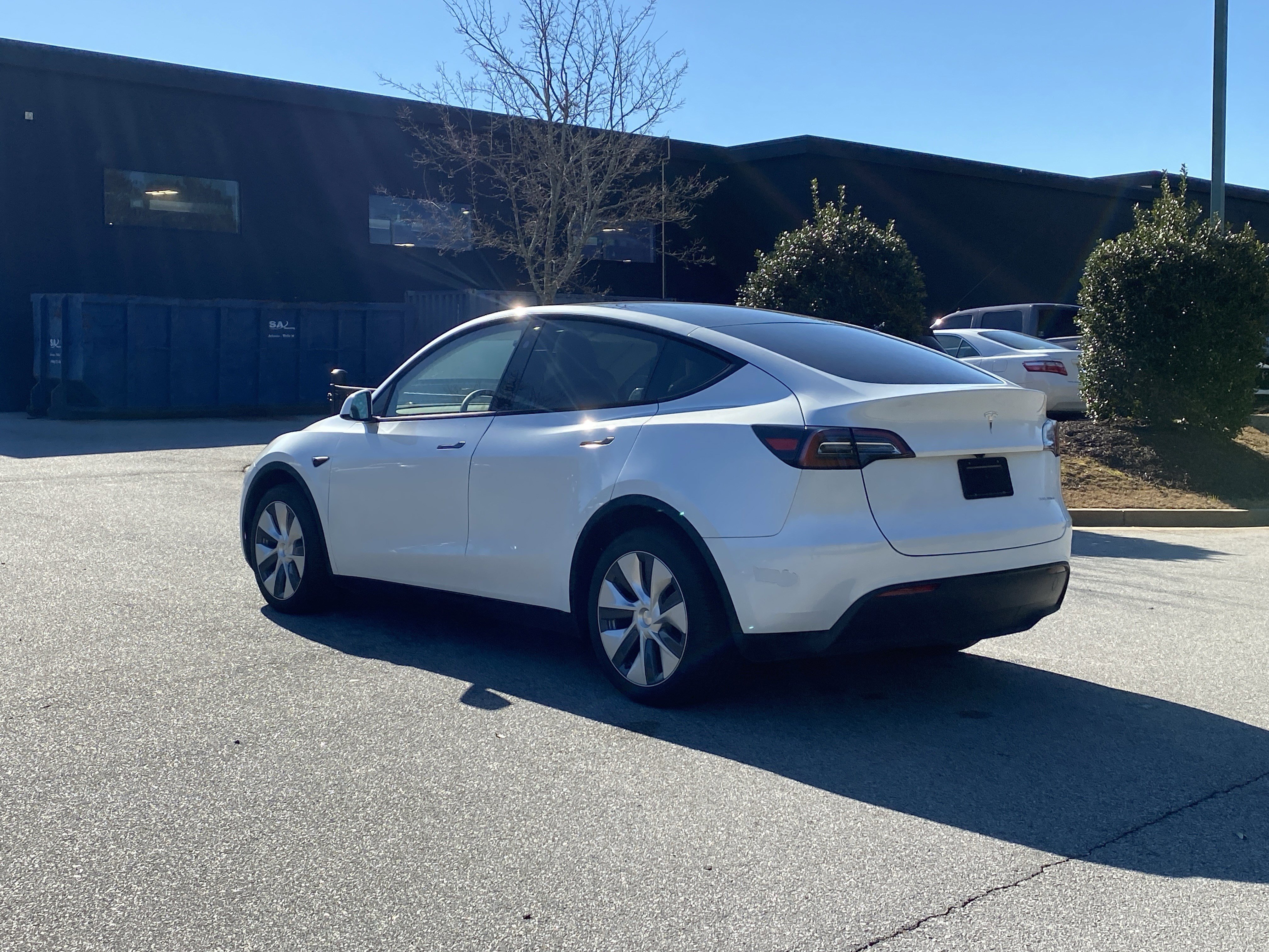 Used 2023 Tesla Model Y Long Range image 13