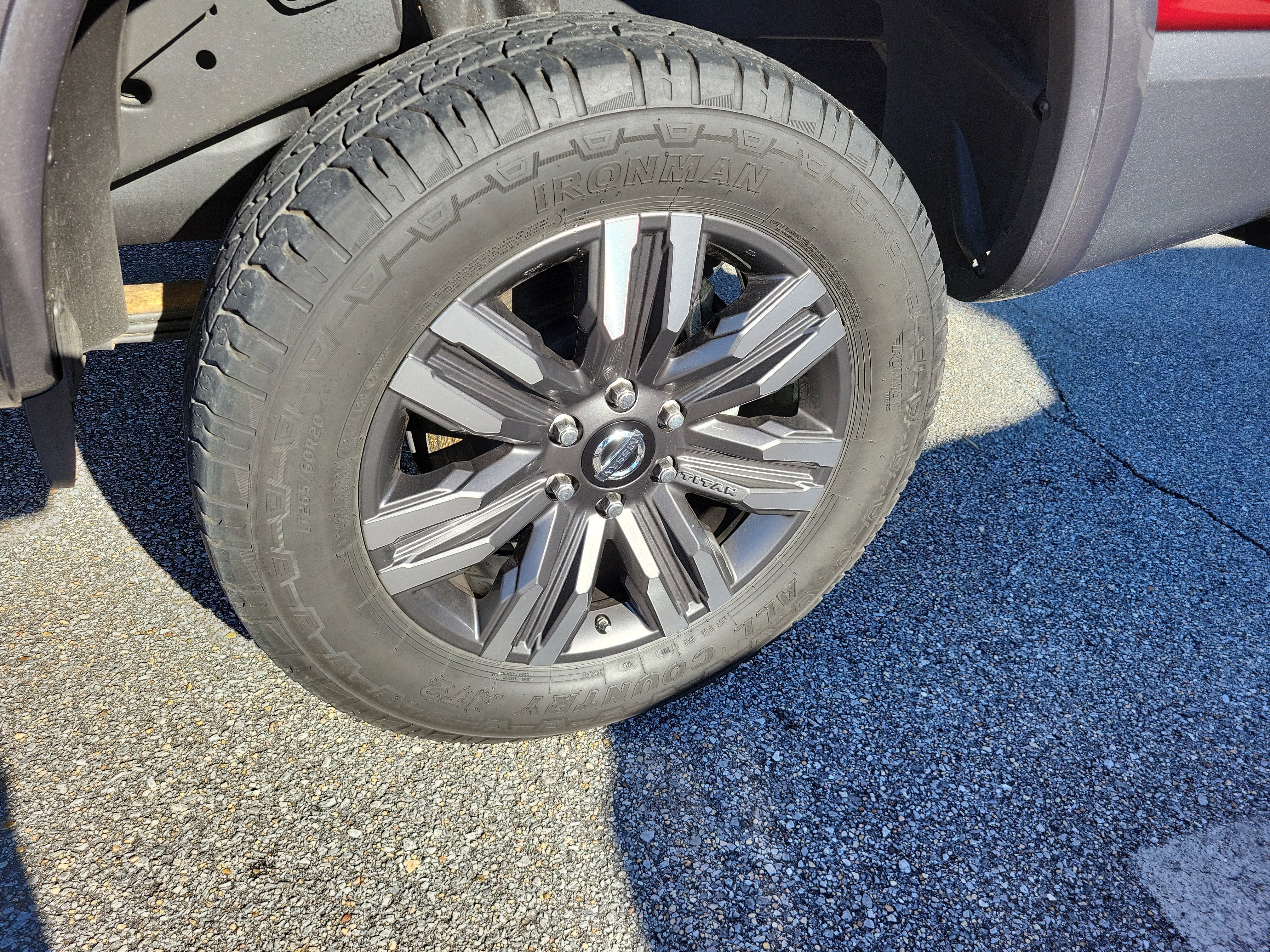 Used 2021 Nissan Titan Platinum Reserve w/ Moonroof Package image 8