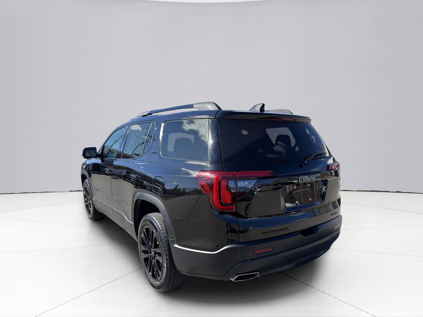 Used 2023 GMC Acadia SLT w/ Elevation Edition AWD/4WD image 7