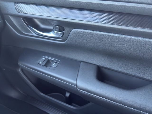 Used 2025 Honda CR-V LX image 17