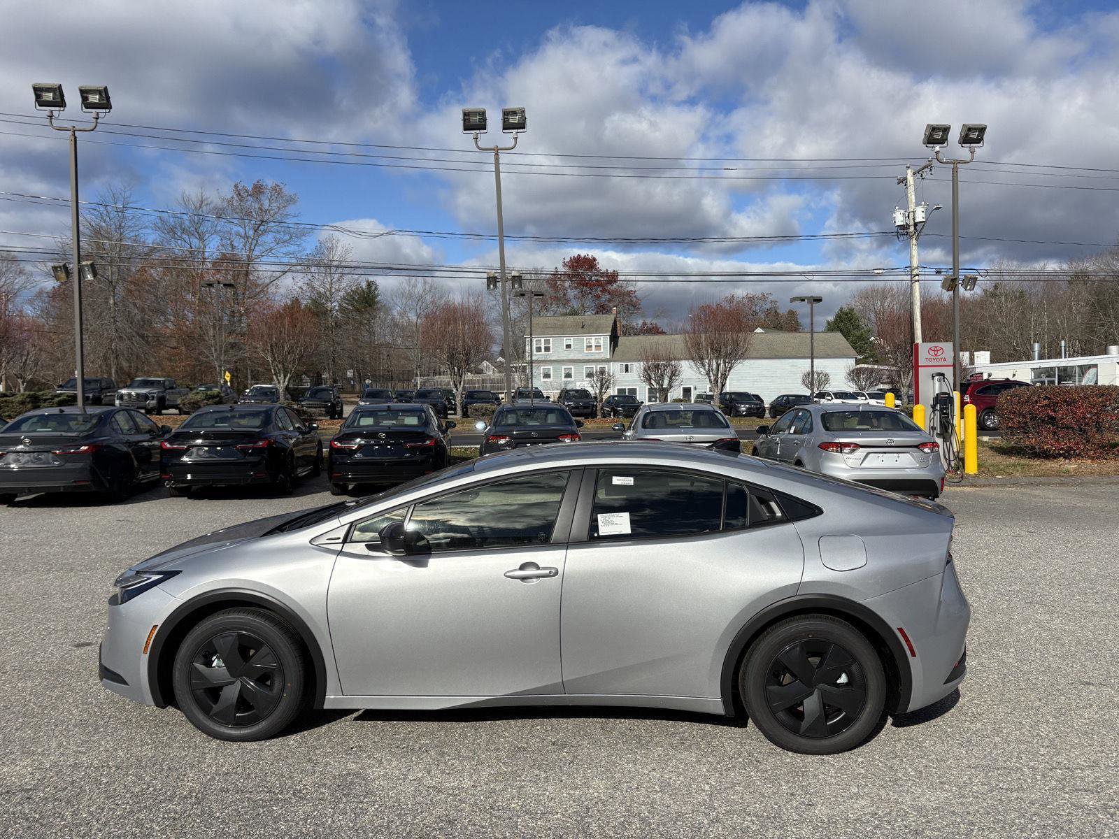 New 2026 Toyota Prius Plug-In Hybrid image 2