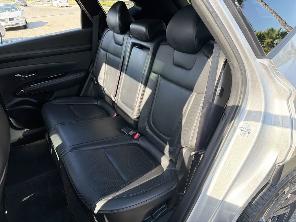 Used 2025 Hyundai Tucson Limited AWD/4WD image 25