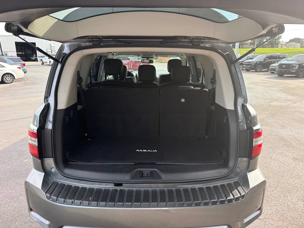 Used 2024 Nissan Armada SV w/ Cargo Package AWD/4WD image 10