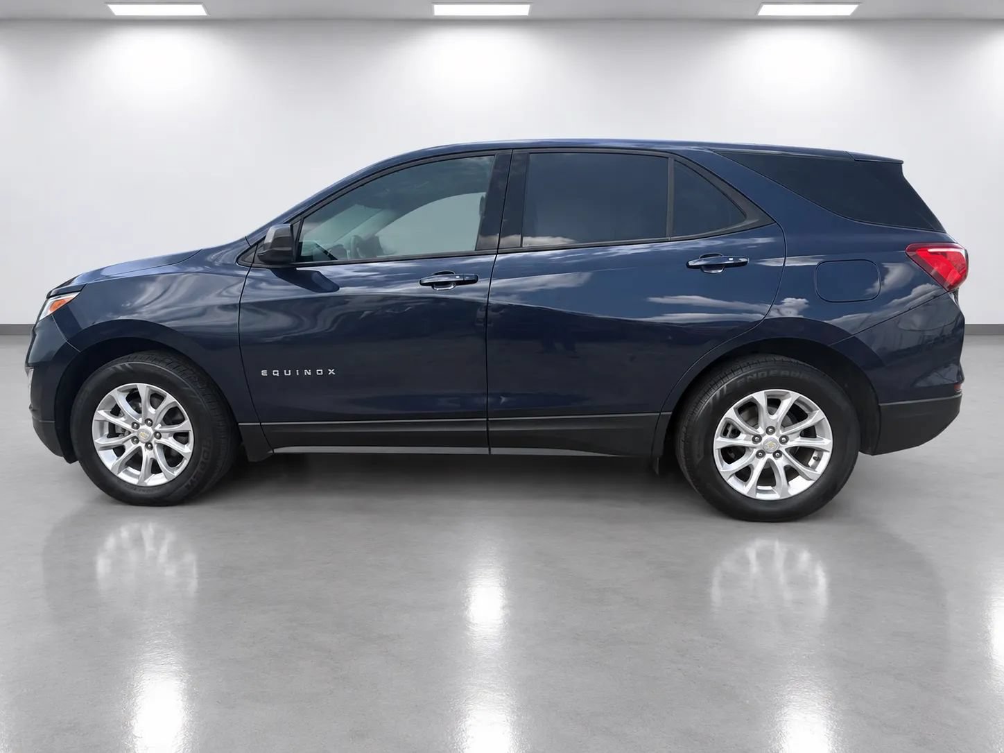 Used 2018 Chevrolet Equinox LS FWD image 8