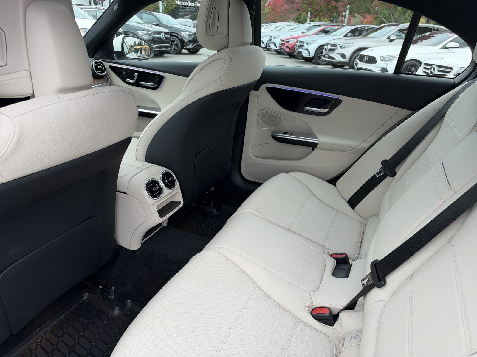 Certified 2026 Mercedes-Benz C 300 4MATIC Sedan image 16