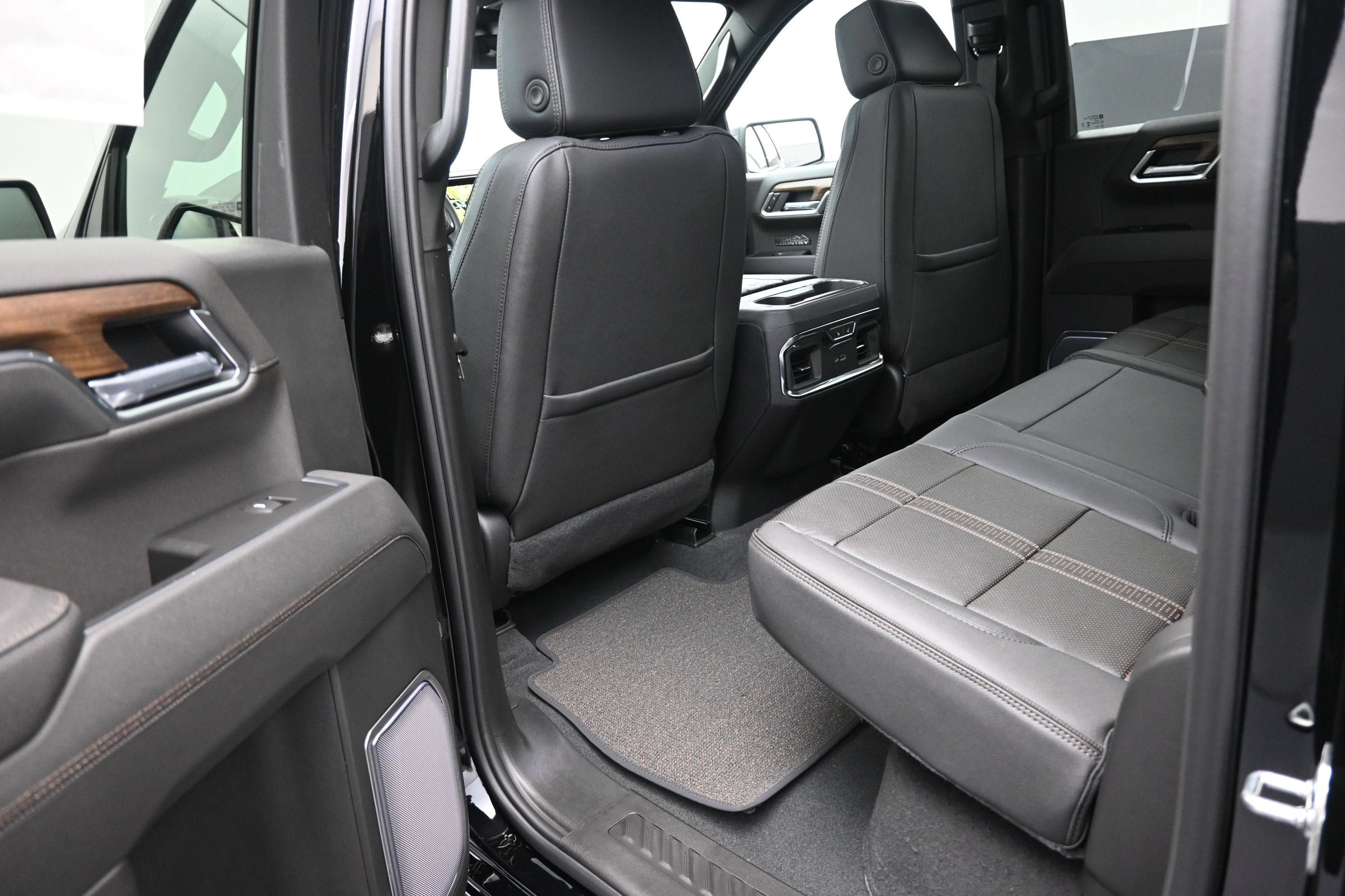 New 2026 Chevrolet Silverado 1500 High Country w/ Midnight Edition AWD/4WD image 30