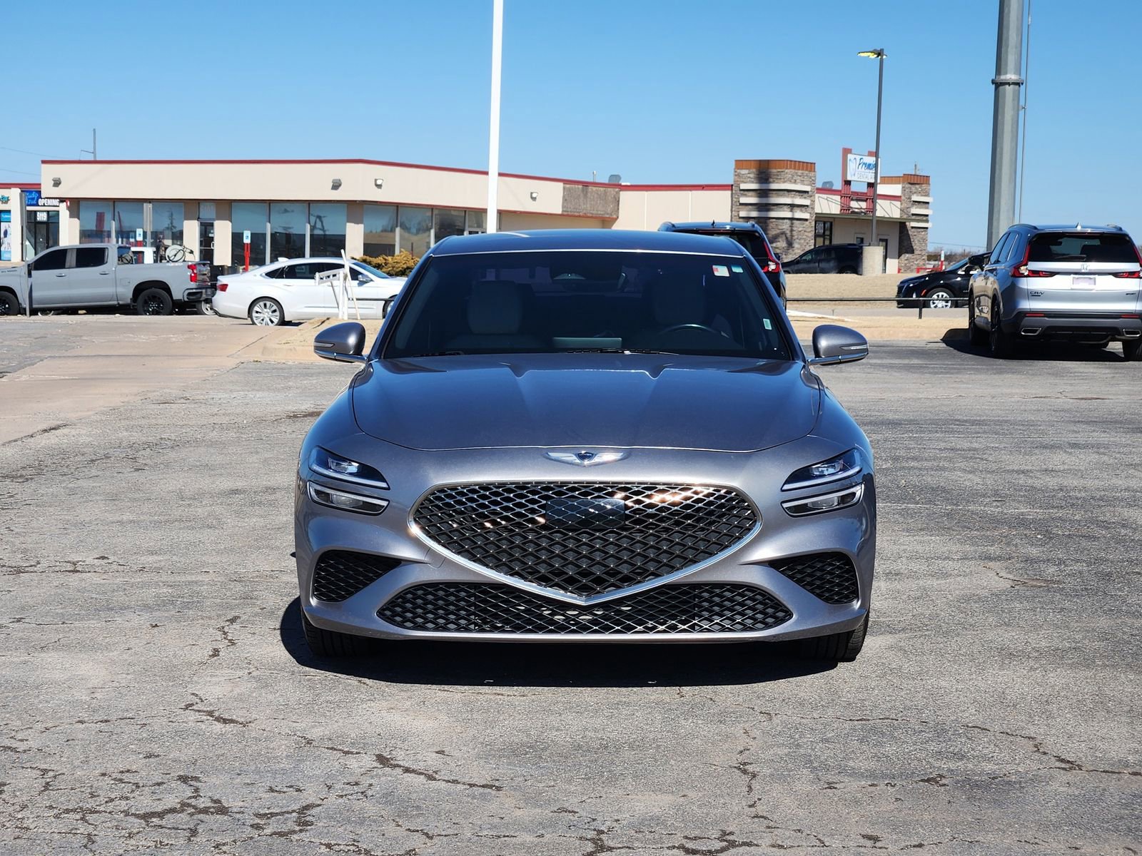 Used 2022 Genesis G70 2.0T image 6