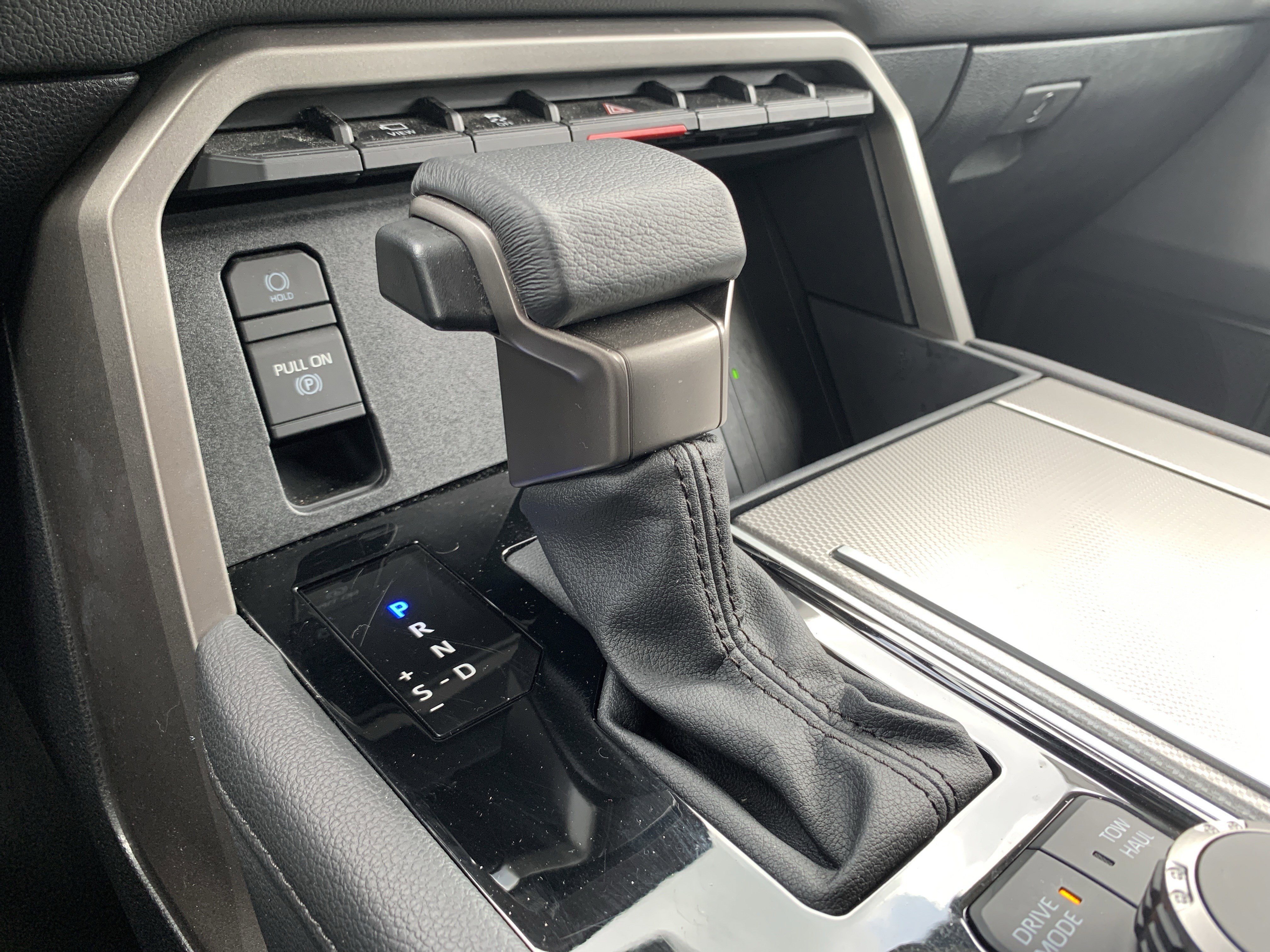 Used 2024 Toyota Sequoia Limited AWD/4WD image 26