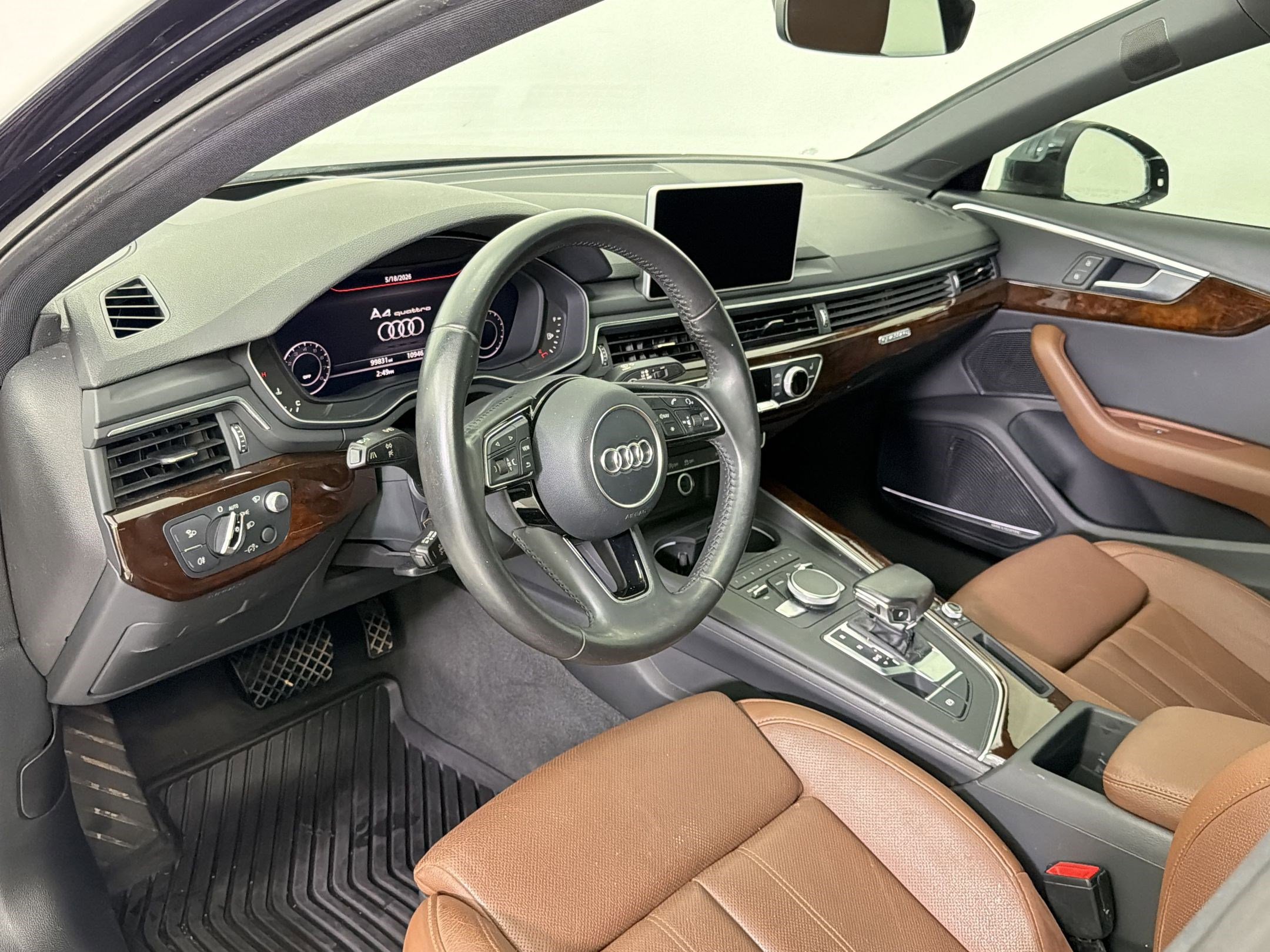 Used 2017 Audi A4 2.0T Prestige w/ Prestige Package AWD/4WD image 4