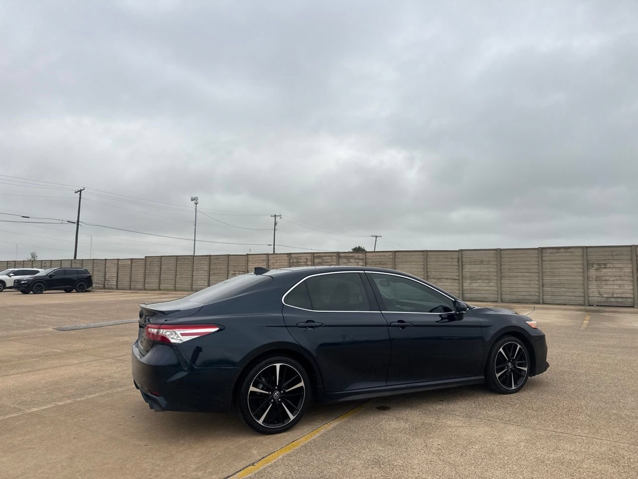 Used 2020 Toyota Camry XSE FWD image 25