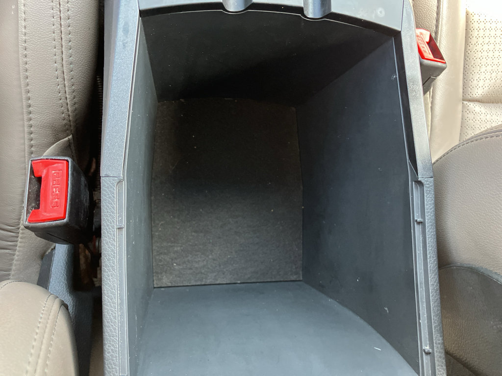 Used 2014 Hyundai Santa Fe Sport 2.0T w/ Technology Package 05 image 23