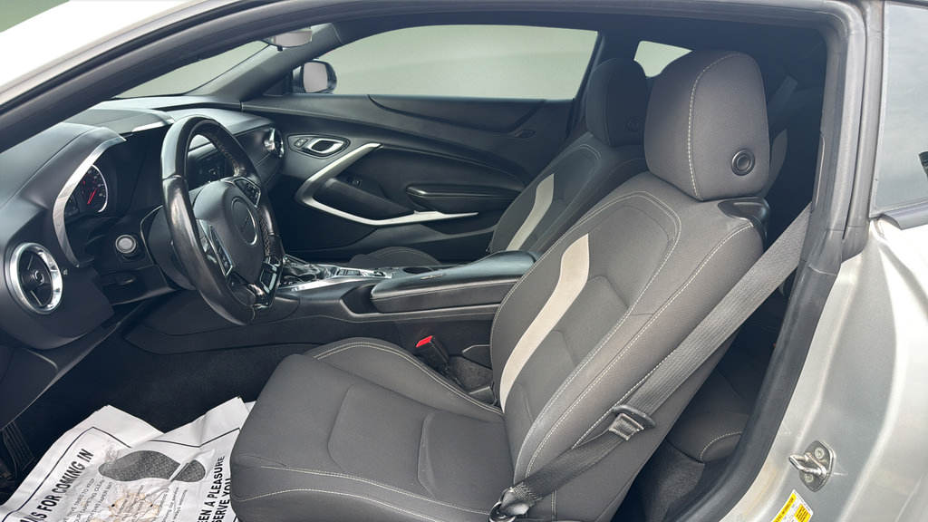 Used 2018 Chevrolet Camaro LT w/ RS Package RWD image 10