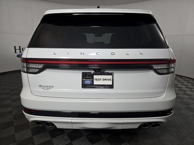 New 2026 Lincoln Aviator AWD w/ Jet Appearance Package image 6
