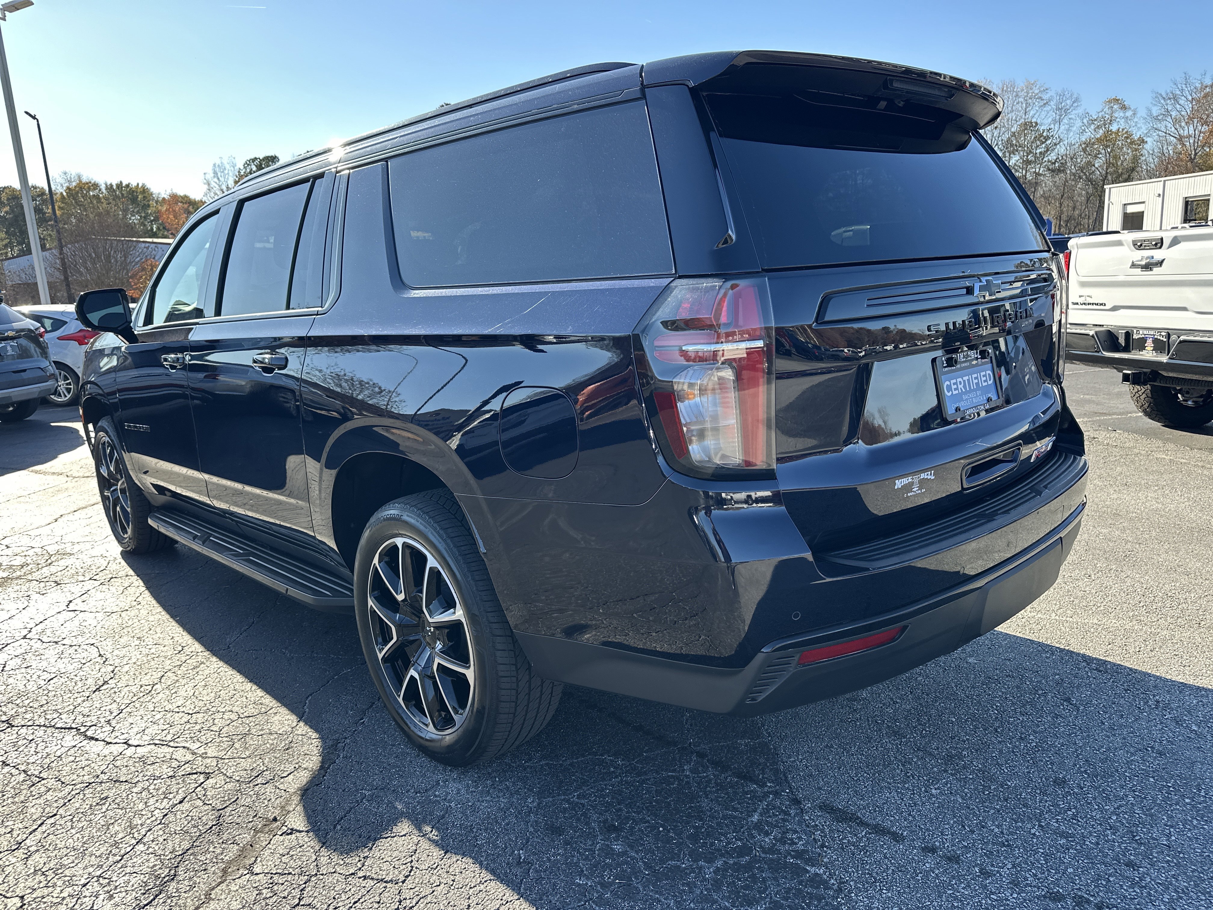 Certified 2024 Chevrolet Suburban RST image 6