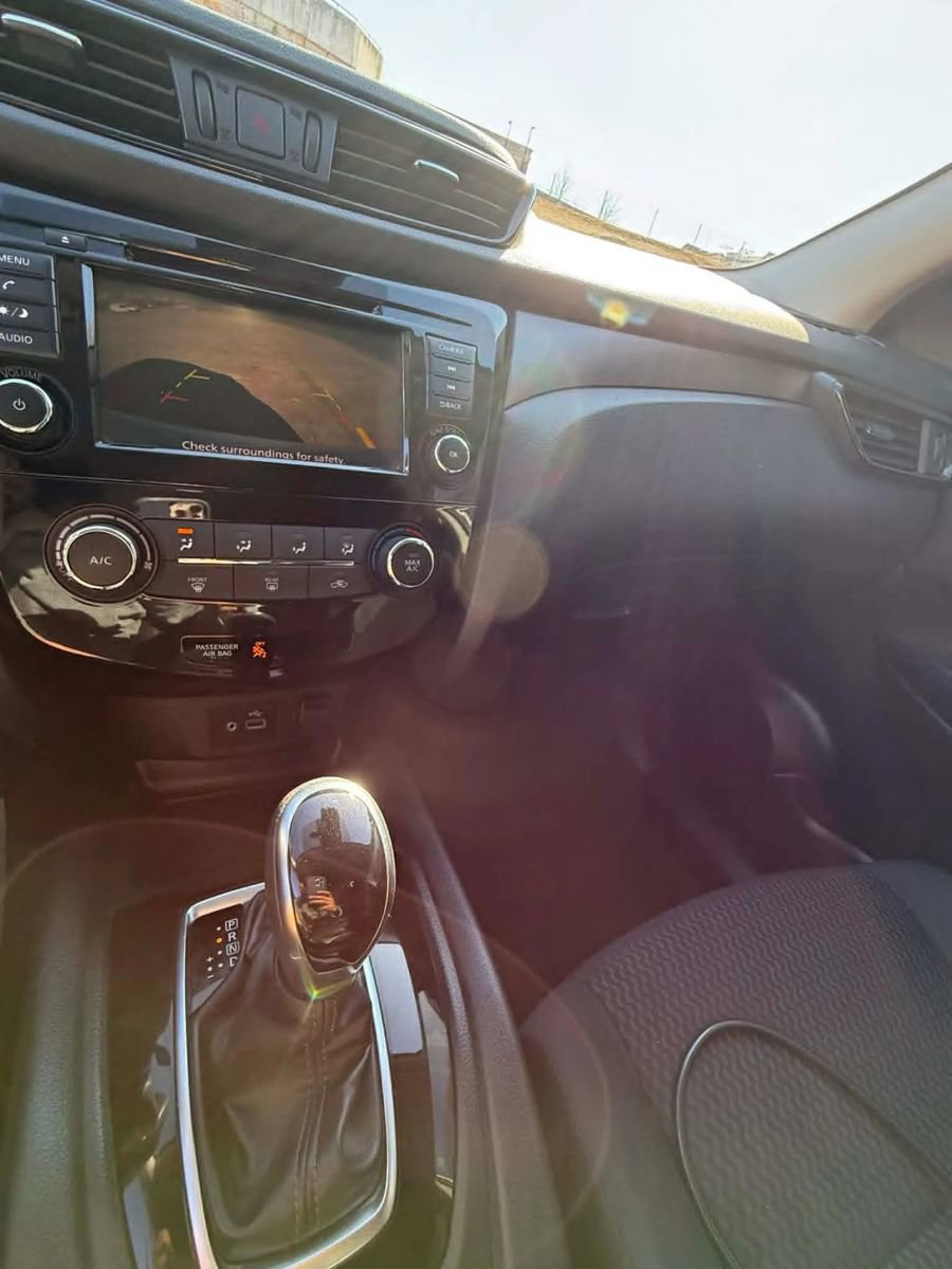 Used 2020 Nissan Rogue Sport S image 19