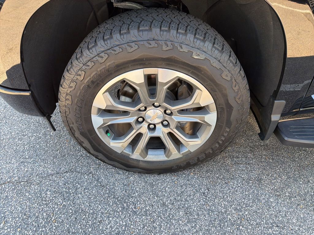 Used 2024 Chevrolet Silverado 1500 High Country w/ Technology Package image 22