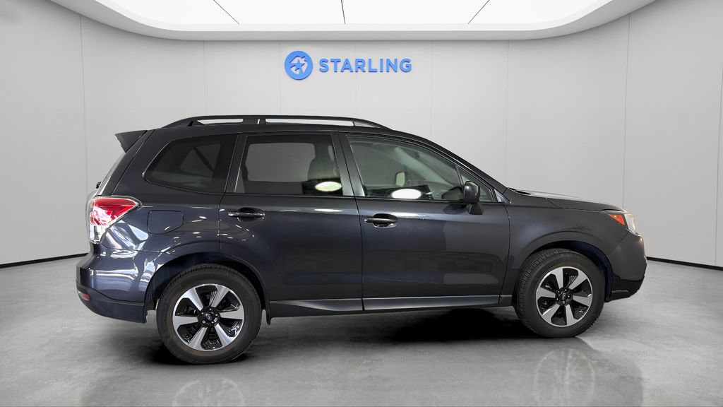 Used 2017 Subaru Forester 2.5i Premium w/ All-Weather Package AWD/4WD image 11