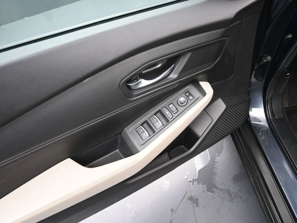 Certified 2023 Honda Accord EX image 19