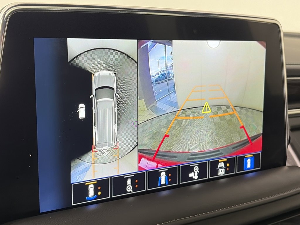 Used 2023 Chevrolet Tahoe Z71 w/ Off-Road Capability Package image 20