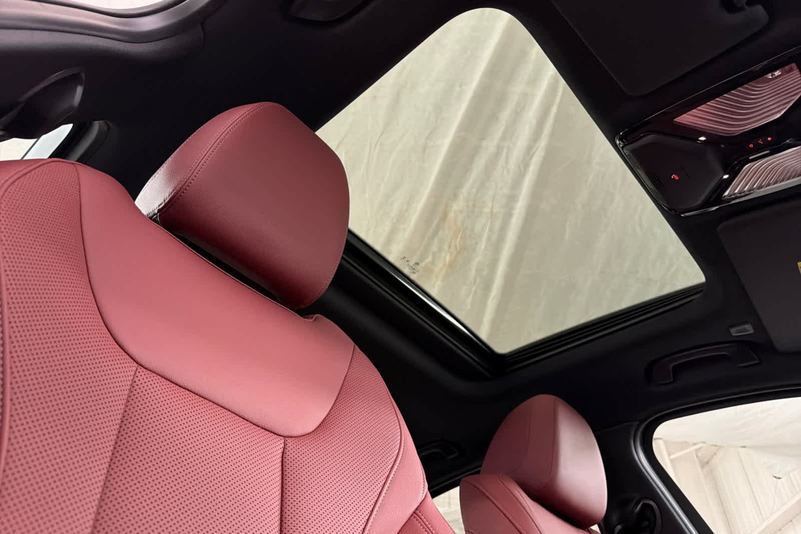 New 2026 BMW 330i xDrive Sedan AWD/4WD image 16