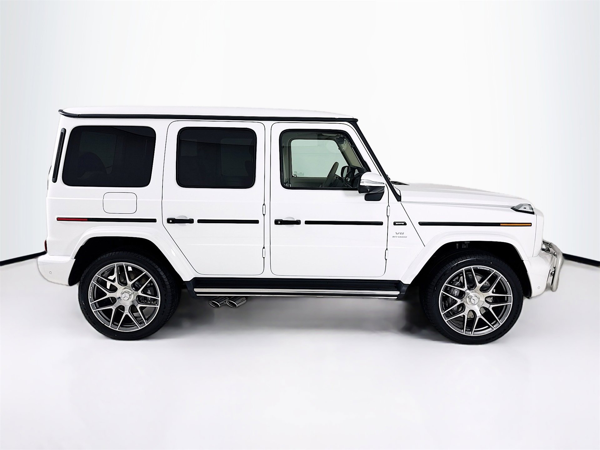 New 2026 Mercedes-Benz G 63 AMG 4MATIC image 9