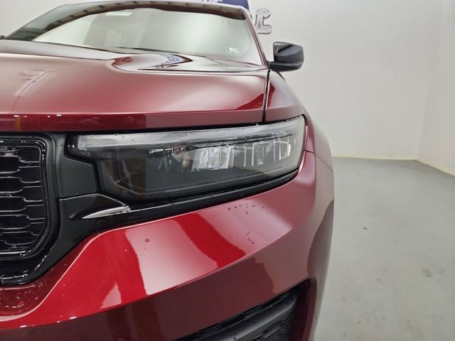 New 2025 Jeep Grand Cherokee Altitude image 38