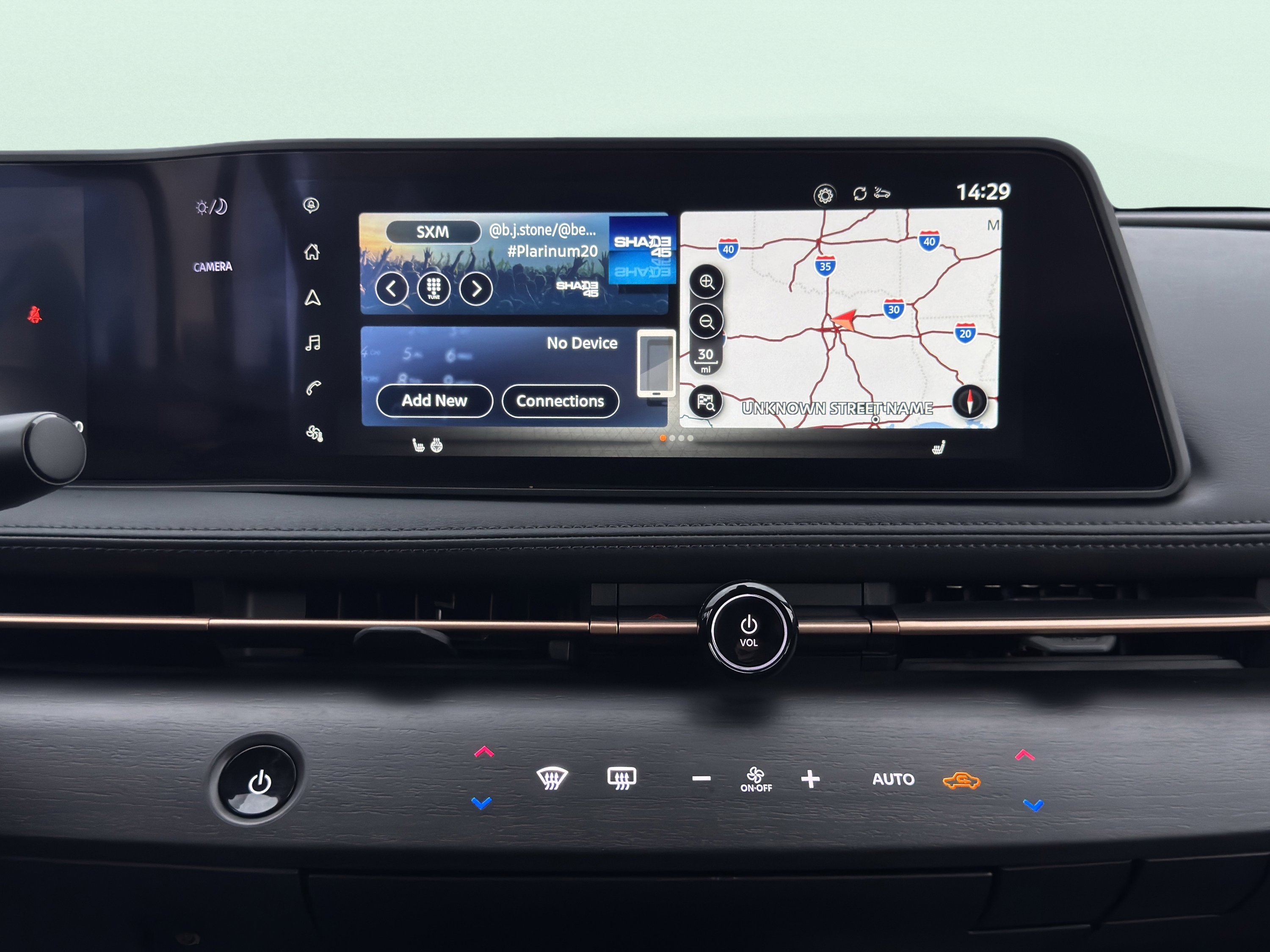 Used 2025 Nissan Ariya FWD image 74