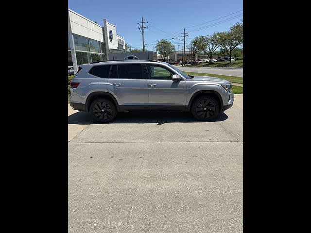 New 2026 Volkswagen Atlas SE AWD/4WD image 3