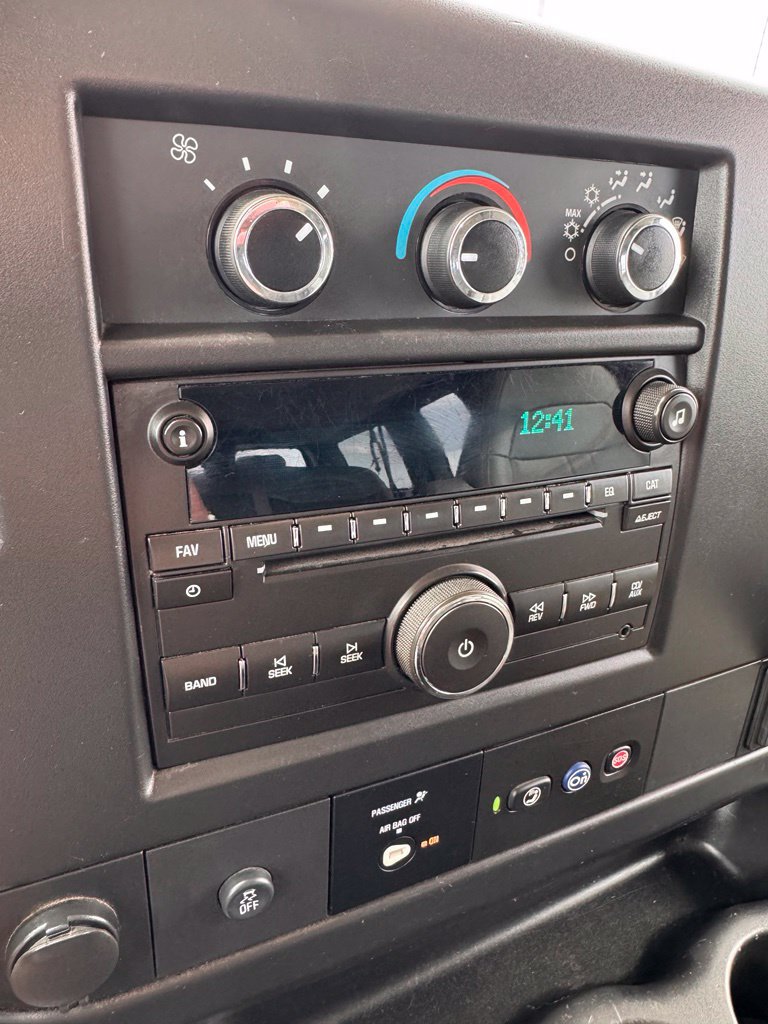 Used 2019 Chevrolet Express 2500 LS w/ Driver Convenience Package RWD image 14