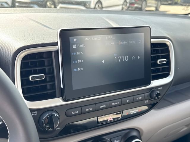 New 2026 Hyundai Venue SEL image 18