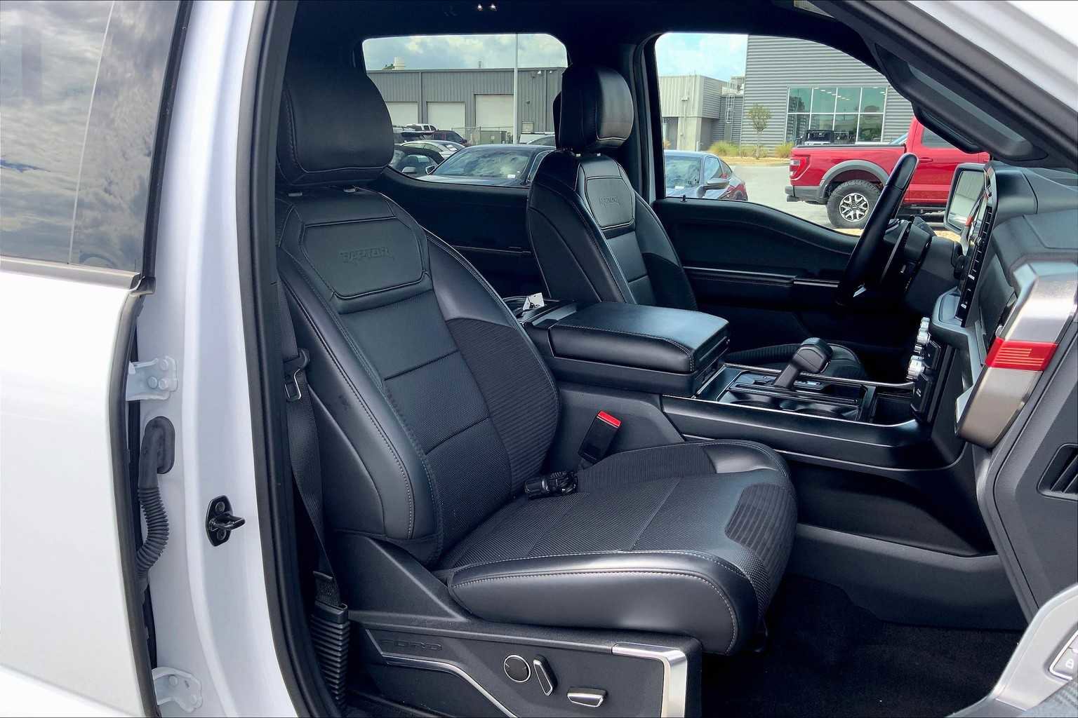 Certified 2023 Ford F150 Raptor w/ Raptor Carbon Fiber Package image 8