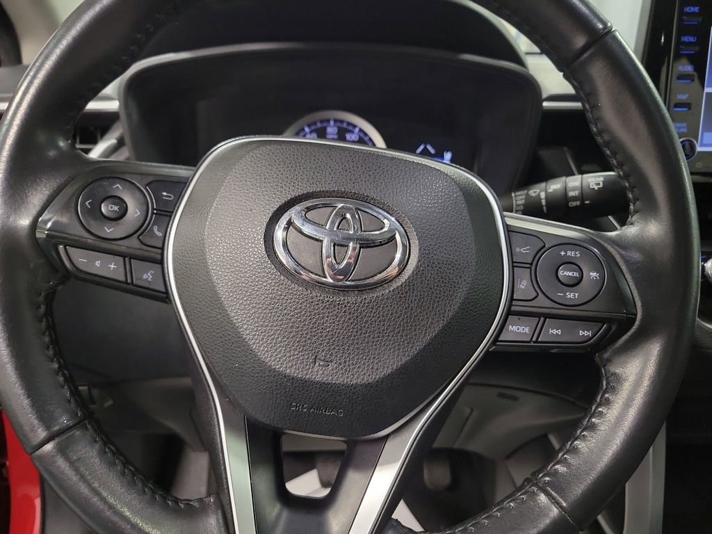 Used 2022 Toyota Corolla Cross LE image 17