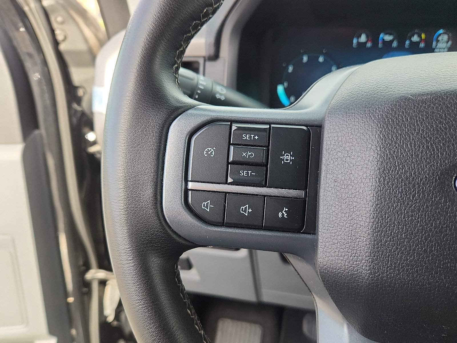Used 2024 Ford F150 XLT w/ Mobile Office Package AWD/4WD image 15