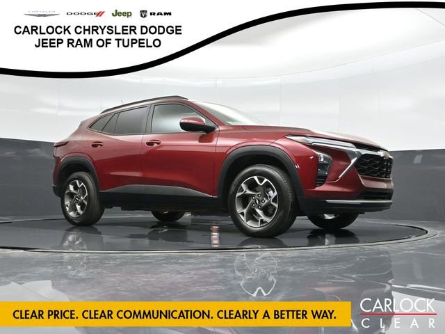 Used 2025 Chevrolet Trax LT w/ Driver Confidence Package image 51