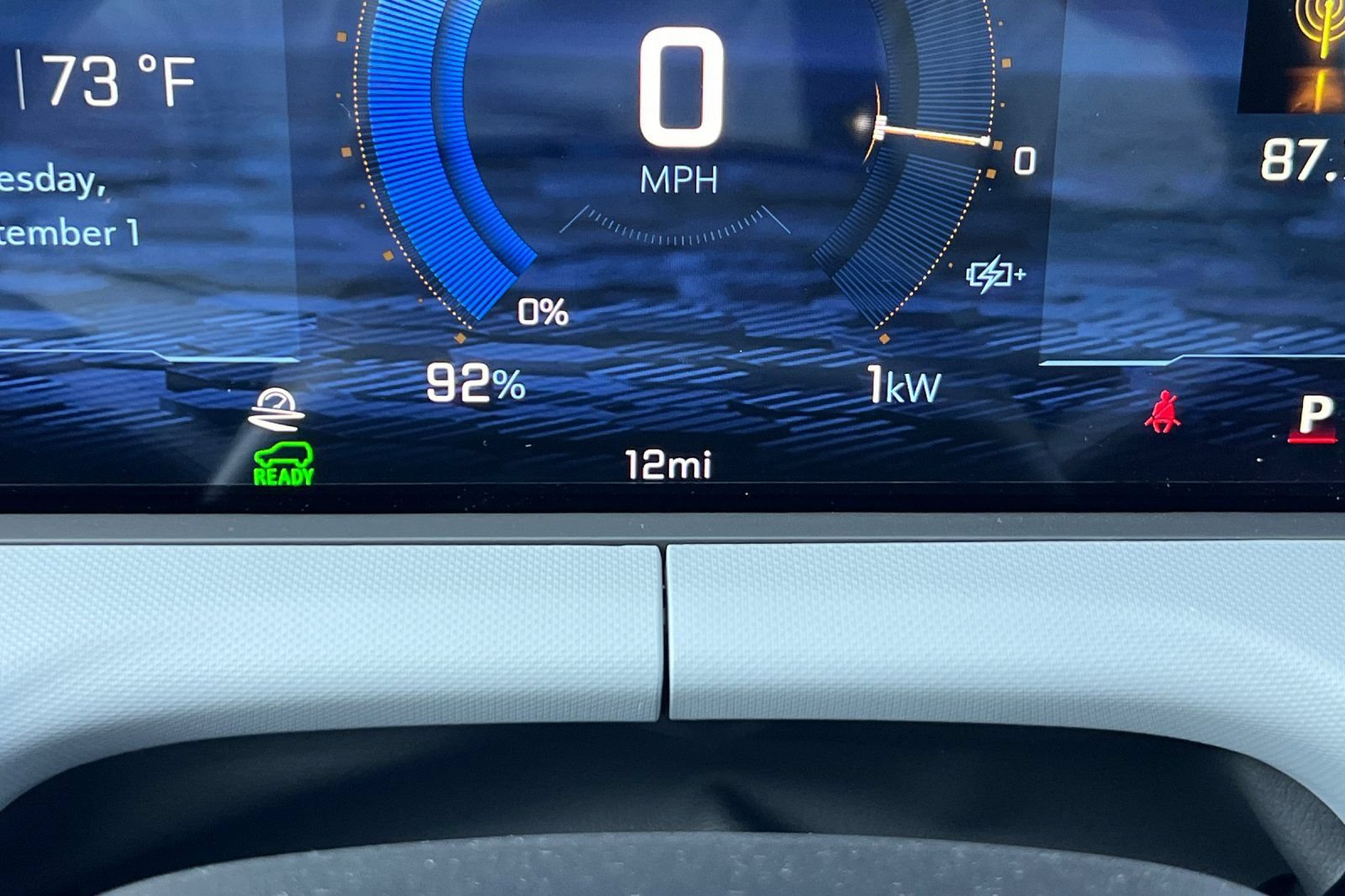 Used 2027 Chevrolet Bolt LT w/ Comfort Package FWD image 32