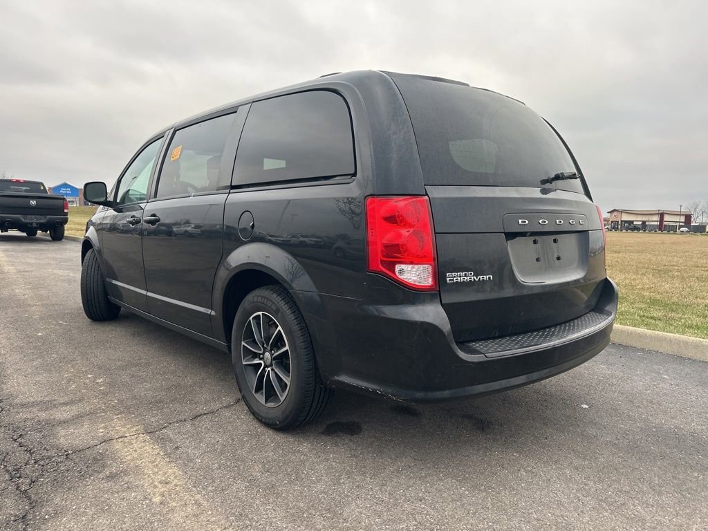 Used 2018 Dodge Grand Caravan SXT w/ Blacktop Package image 7