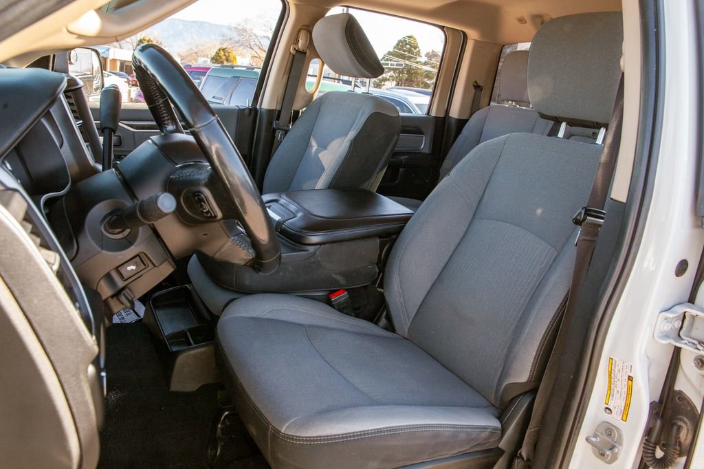 Used 2019 RAM 2500 Big Horn image 13