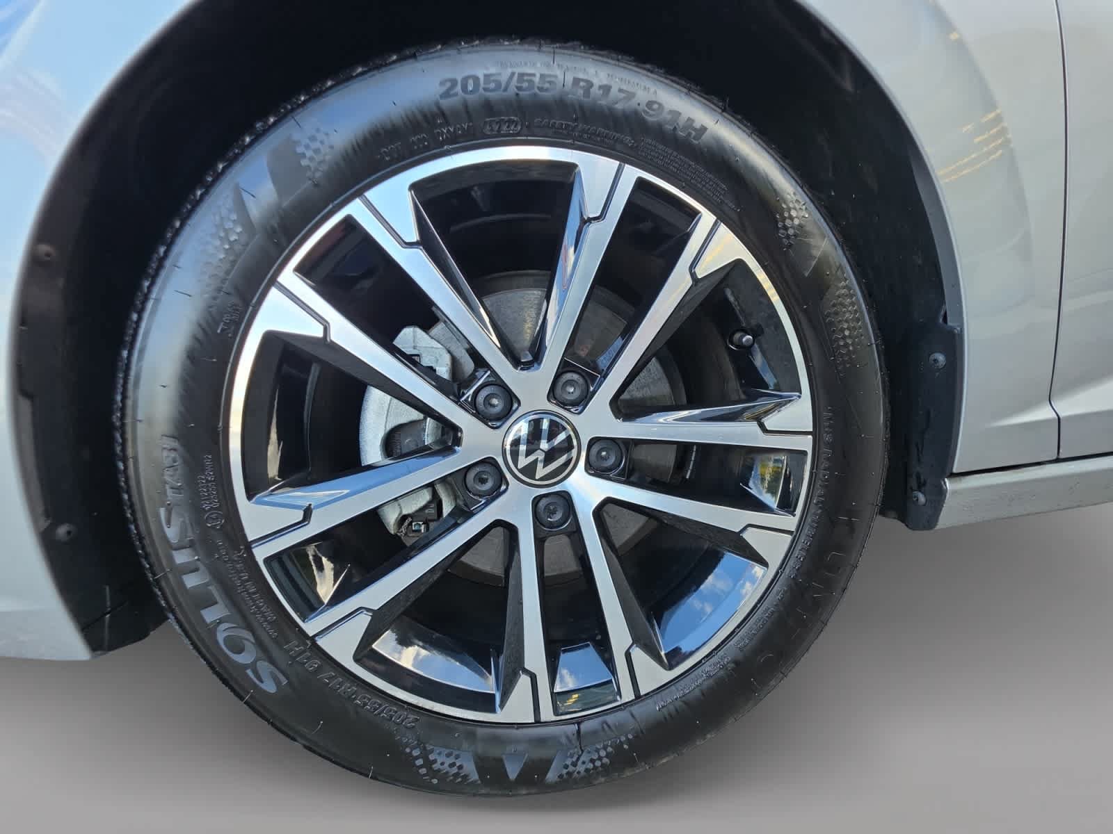 Used 2023 Volkswagen Jetta Sport FWD image 19
