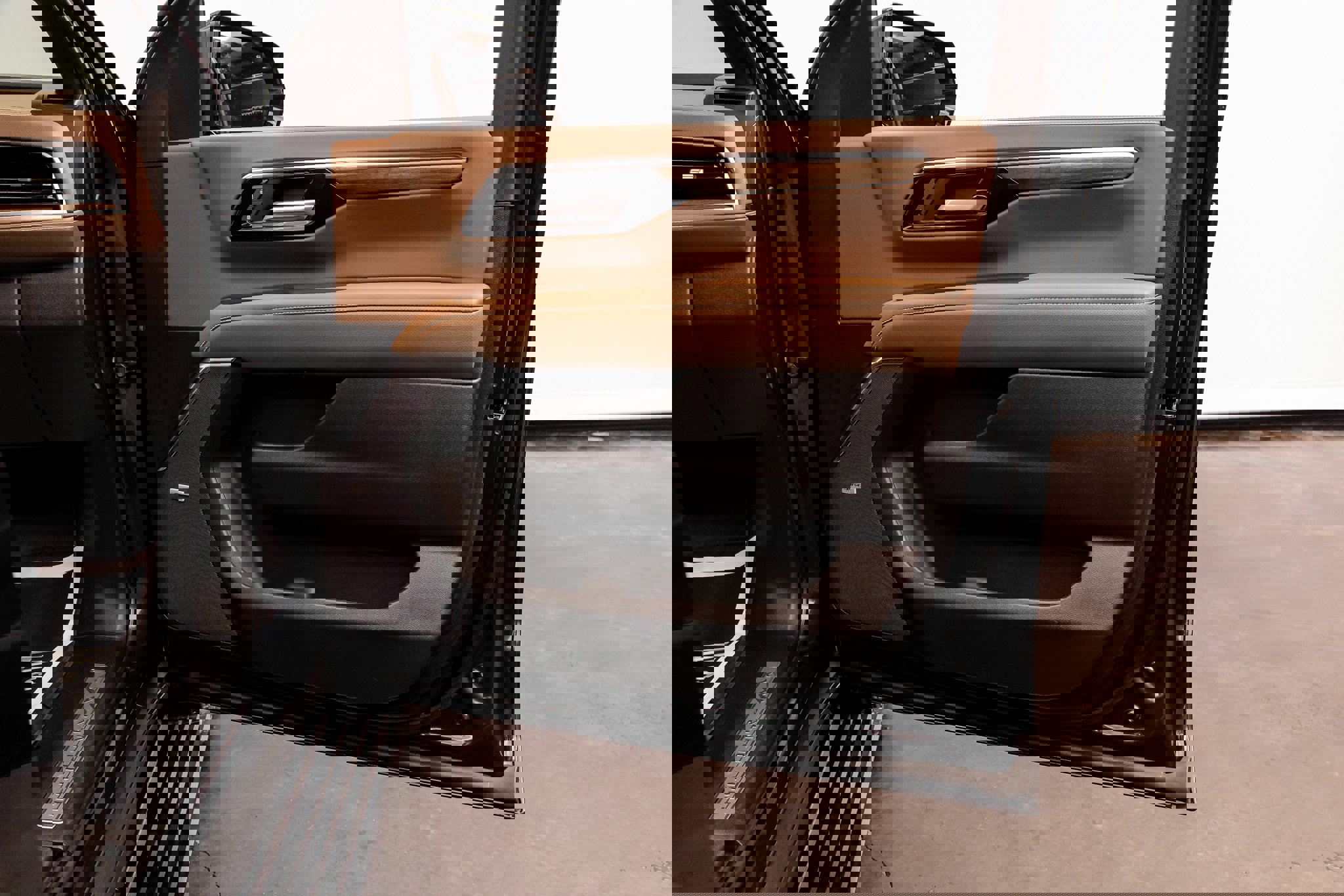 Used 2025 Chevrolet Tahoe High Country image 28